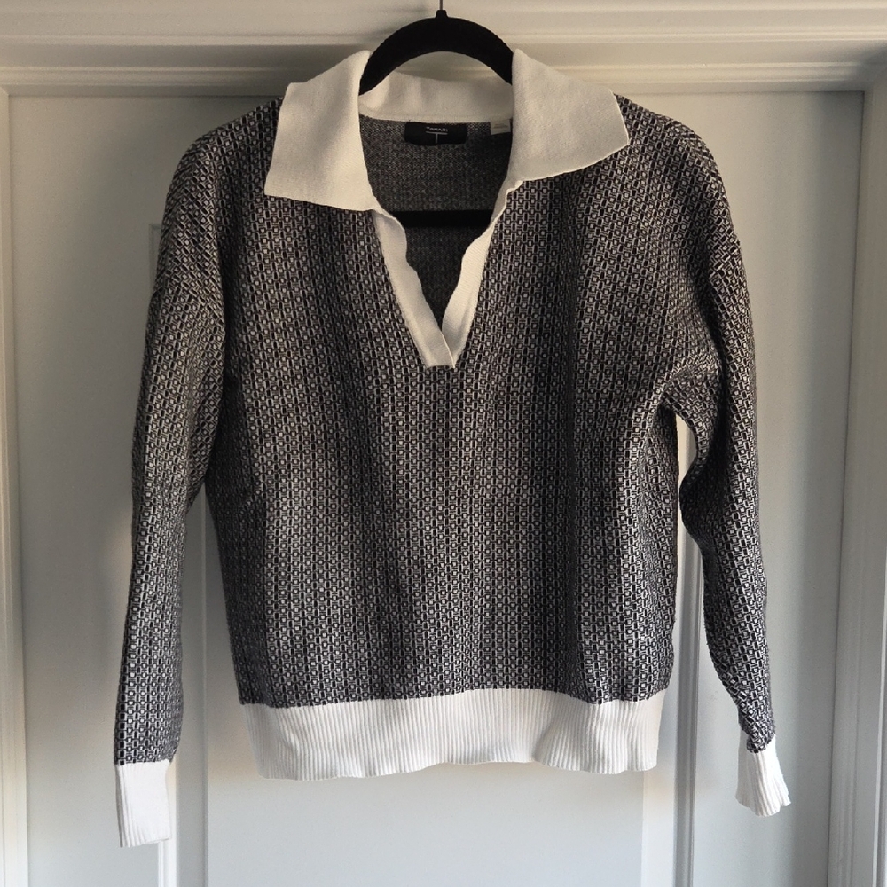 Tahari Black and White Sweater